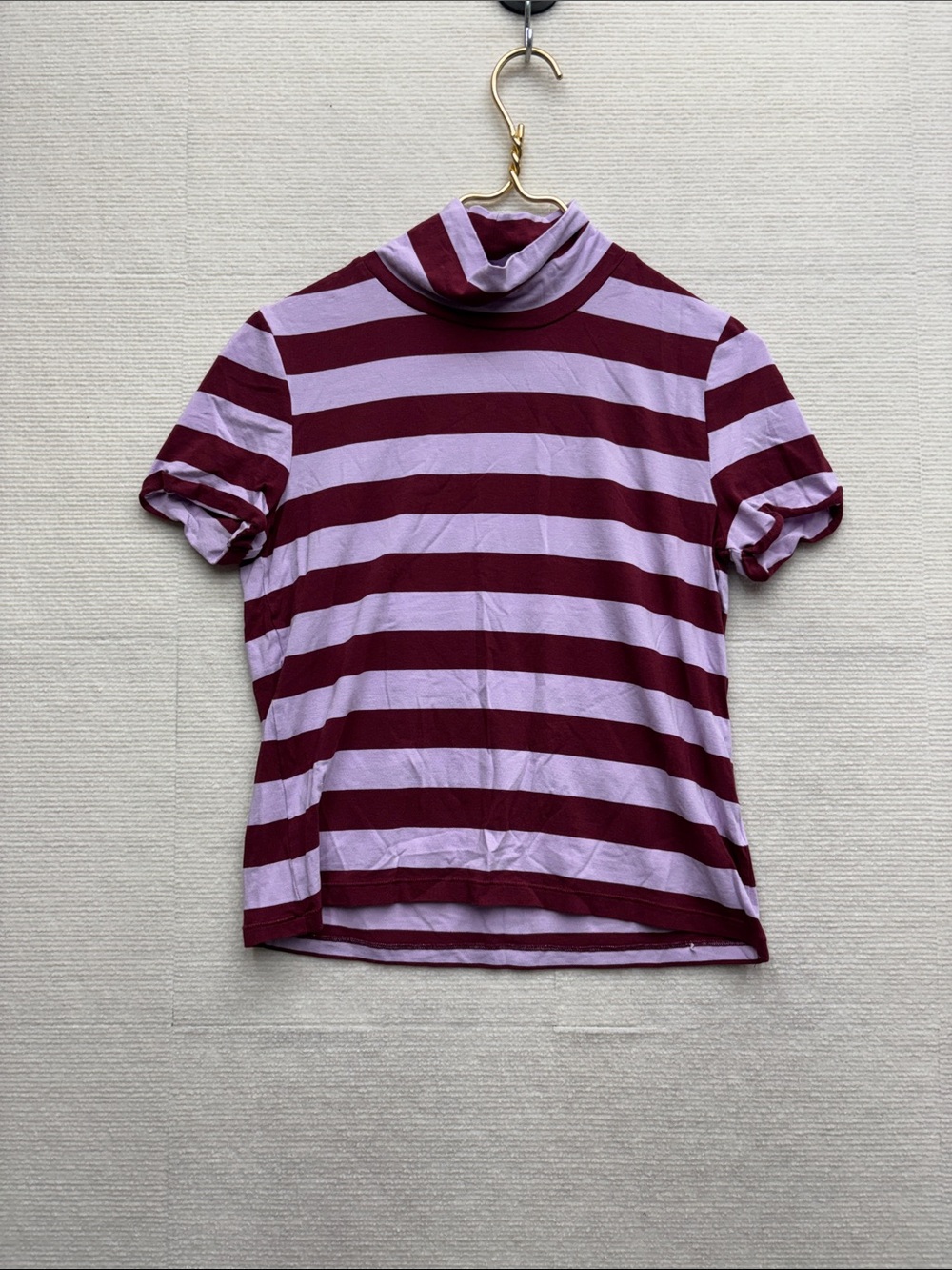 Maeve | small Striped Short-Sleeve Turtleneck Top in Light Purple and Burgundy